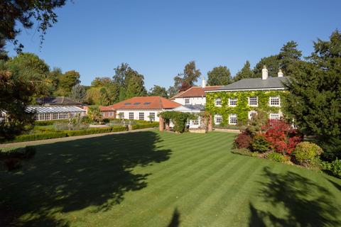 7 bedroom detached house for sale, Grimston Lodge, near Tadcaster, North Yorkshire