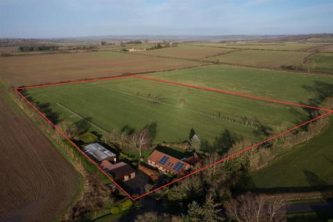 4 bedroom equestrian property for sale, The Firs, Thornton le Clay, York