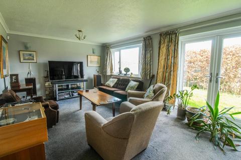 2 Leys Walk, Hauxton, Cambridge, CB22 5HZ
