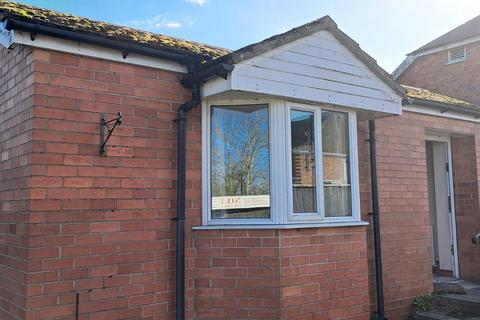 2 bedroom semi-detached bungalow for sale - High Street, Coningsby, Lincoln