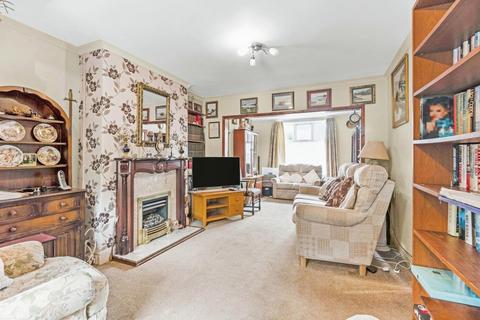 3 bedroom semi-detached house for sale, Winchester Avenue, York