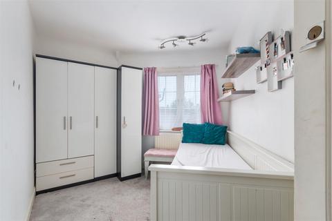 2 Evesham Road, Morden, SM4 6PP