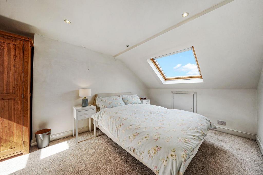 7 Hartley Road - Njsth1 Lgv Gw3 Tw6wy Mk L.jpg
