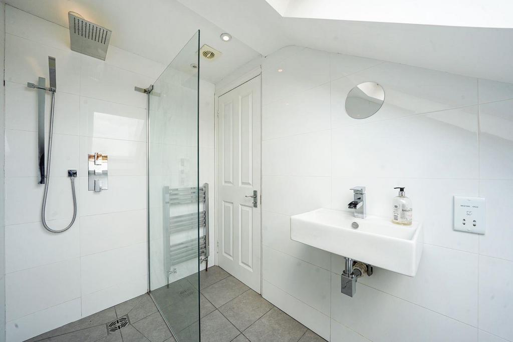7 Hartley Road - vty6pb8b2x58si NMseu M.jpg