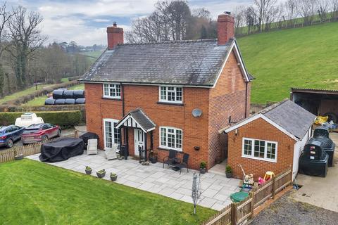3 bedroom detached house for sale - Dol Yr Heol, New Mills, Newtown