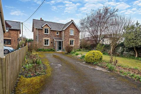 2 bedroom detached house for sale, Llanddewi, Llandrindod Wells