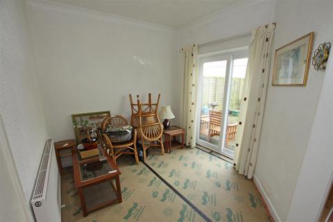 641 Charminster Road, Bournemouth, BH8 9RH