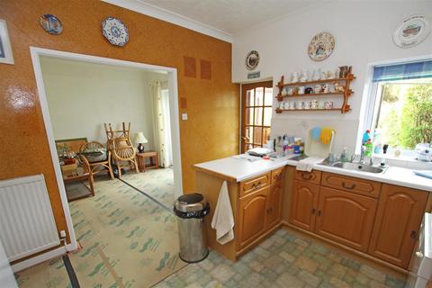 641 Charminster Road, Bournemouth, BH8 9RH
