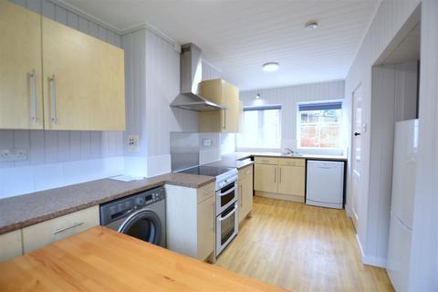 3 bedroom detached house to rent - 12b Northcourt Avenue