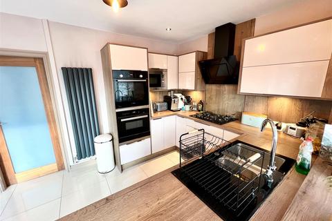 58 Cranmore Road, Shirley, Solihull, B90 4PT