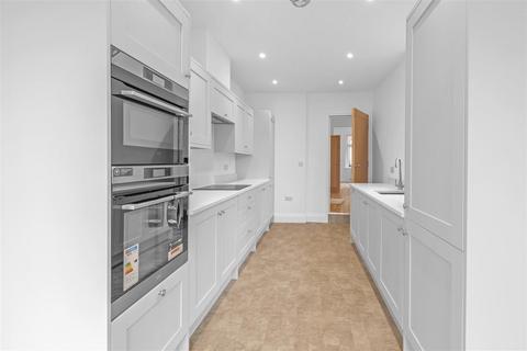 11 Scarcroft Hill, York, YO24 1DF