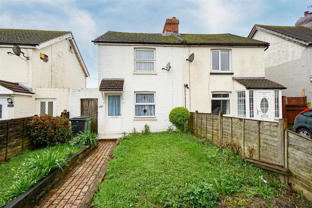 Battle Road, St. LeonardsOnSea 2 bed semidetached house for sale £