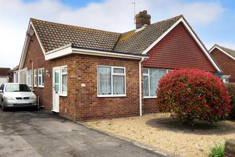 27 Barnsite Gardens, Rustington, Littlehampton, BN16 3QG