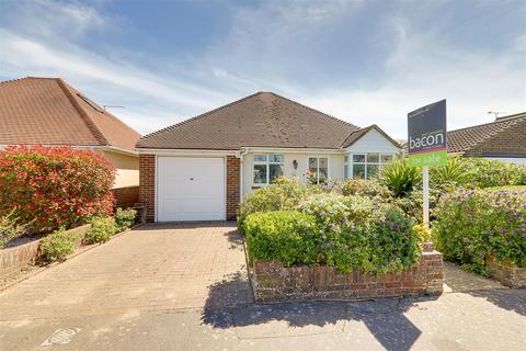 2 bedroom detached bungalow for sale, South Avenue, Worthing BN12