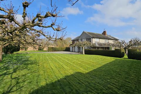undefined, Sutton Lane, Elton