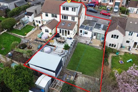 3 bedroom semi-detached house for sale - Combe Avenue, Portishead, Bristol, BS20