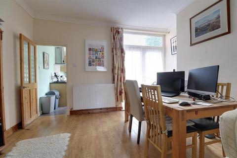 2 bedroom end of terrace house for sale, Sydney Road, Crewe