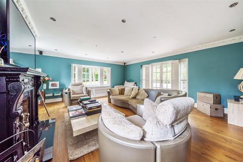 4 bedroom detached house for sale, Tylers Causeway, Hertford SG13