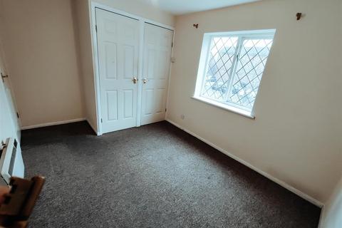 270 Heathfield Drive, Mitcham, CR4 3RJ
