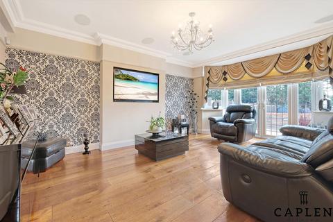 6 bedroom detached house for sale, Worcester Crescent, Woodford Green