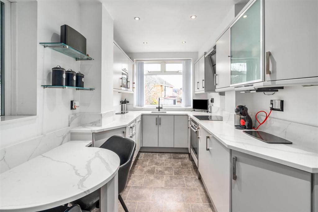 35 Arden Oak Road-14 lo.jpg