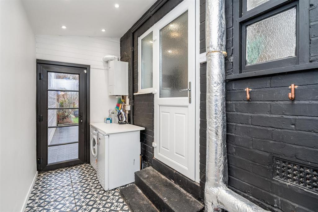 35 Arden Oak Road-15 lo.jpg