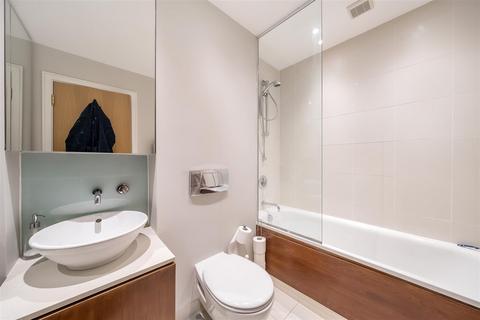 Flat 1, Annandale House, 2 West Heath Avenue, London, NW11 7QY