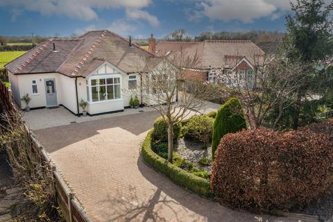 4 bedroom detached bungalow for sale - Broad Lane, Stapeley, Nantwich