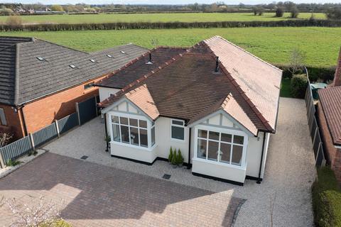 4 bedroom detached bungalow for sale, Broad Lane, Stapeley, Nantwich