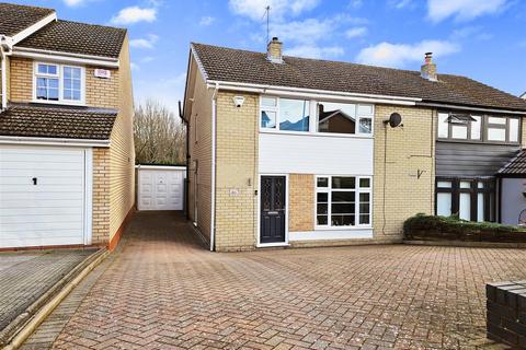 3 bedroom semi-detached house for sale, Trimpley Drive, Kidderminster