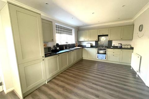 15 Draycott Avenue, Hornsea, HU18 1EX