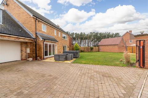 5 Beamish Way, St Mary Park, Morpeth, NE61 6DB