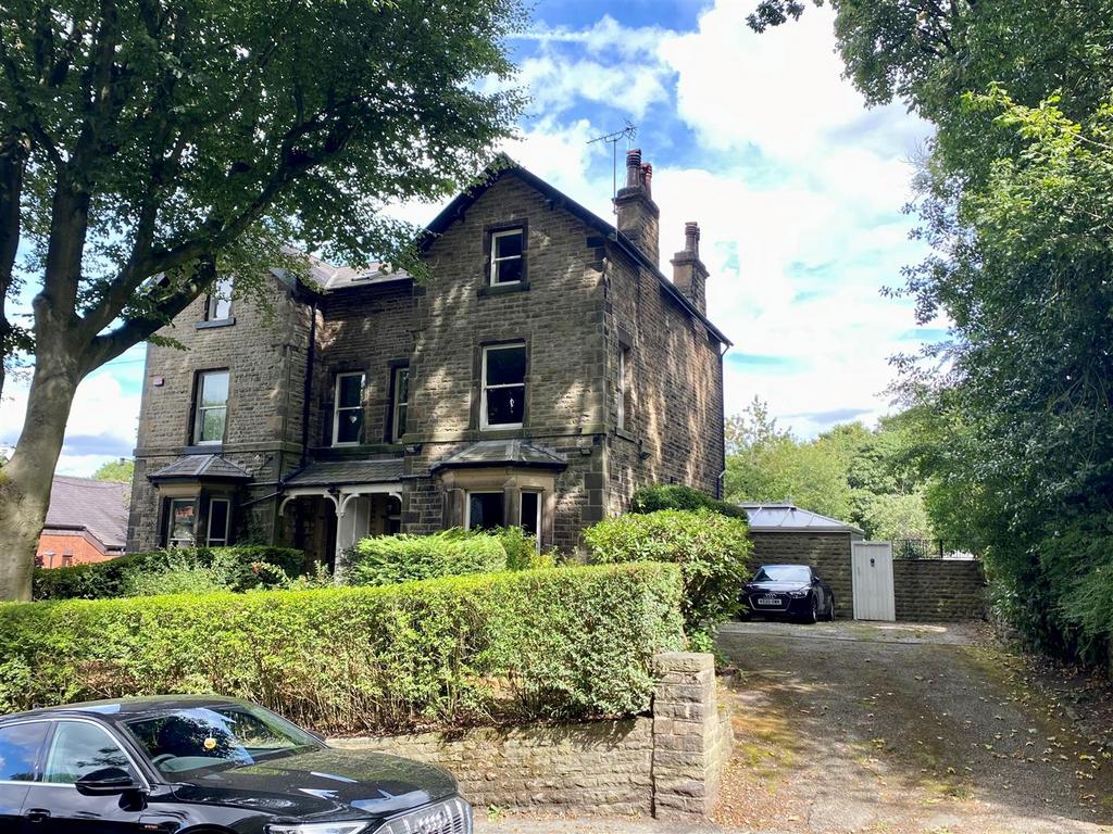 Buxton Old Road, Disley, Cheshire 4 bed semidetached house for sale