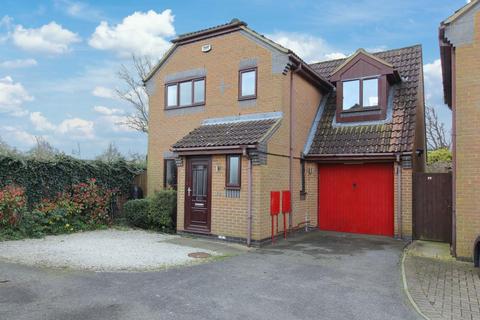3 bedroom detached house for sale, Manor Grove, St. Neots PE19