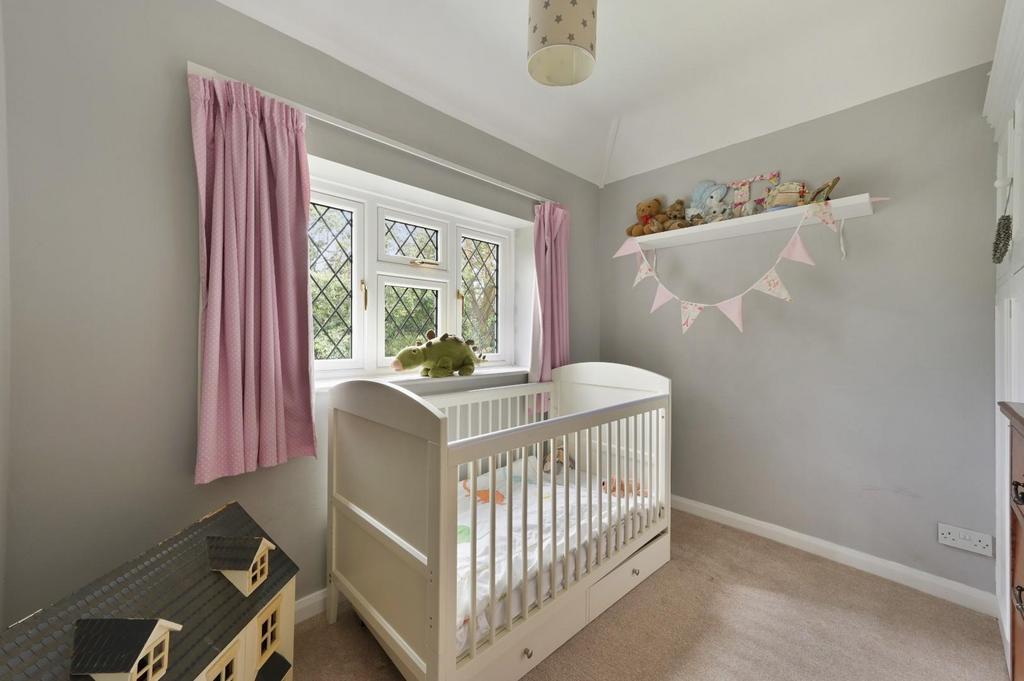 HOLLY LANE EAST BANSTEAD 128 (20 FROM 34)-19.jpg