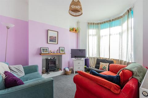 3 bedroom house for sale, Dalcross Street, Cardiff CF24