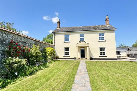 6 bedroom detached house for sale, Manor Court, Manor Road, Landkey, Barnstaple