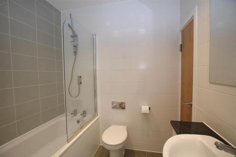 Flat 7 Bennett Court Denne Parade, Horsham, RH12 1BU