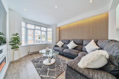 10 Fosters Avenue, Broadstairs, CT10 3HJ