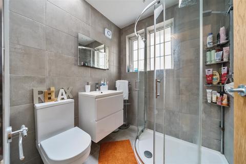 10 Fosters Avenue, Broadstairs, CT10 3HJ