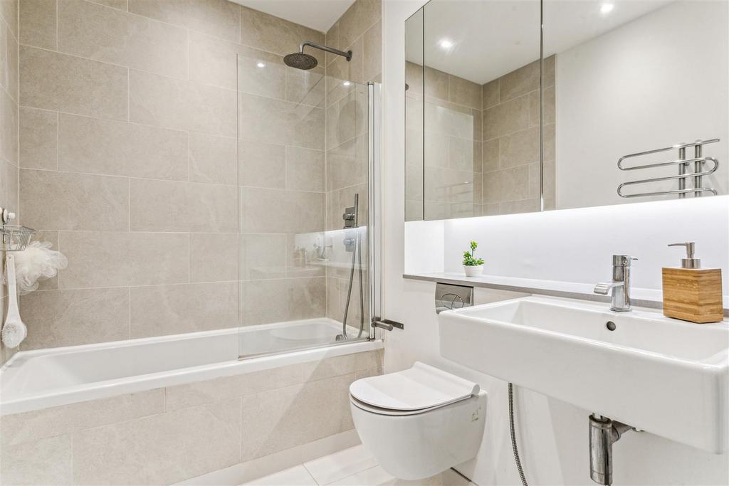 Merlin House, W4 - TO LET