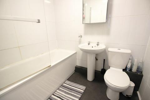 16 Pointer Close, London, SE28 8PN