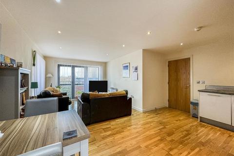 2 bedroom apartment for sale, Leeds Street, Liverpool