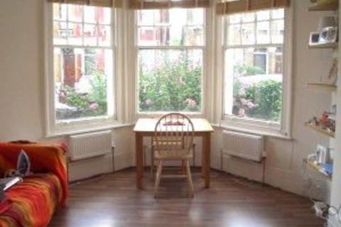 3 bedroom flat to rent, London, N15