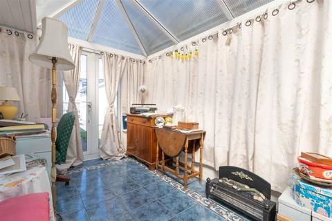 3 bedroom semi-detached bungalow for sale - Meadow Road, Worthing