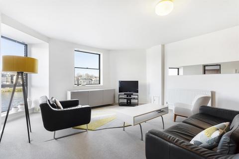 1 bedroom flat for sale, Riverside Court, 20 Nine Elms Lane, Nine Elms, London, SW8