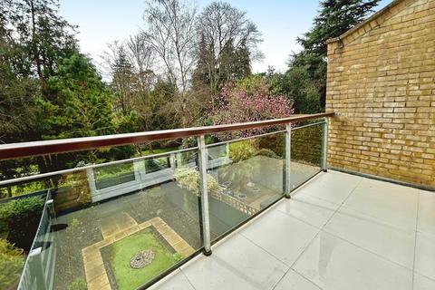 3 bedroom house for sale, 20 Branksome Wood Road, Bournemouth, BH4