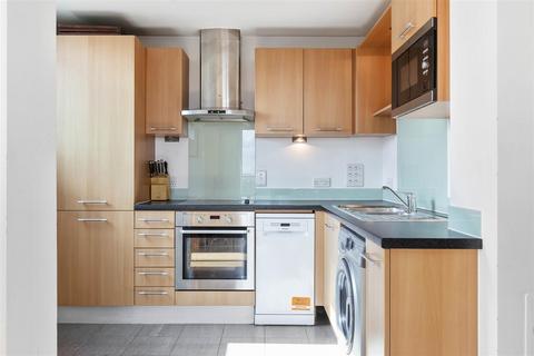 1 bedroom flat for sale, 9 Albert Embankment, Vauxhall, London, SE1