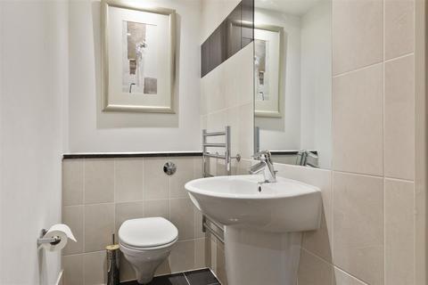 1 bedroom flat for sale, 9 Albert Embankment, Vauxhall, London, SE1