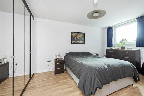 1 bedroom flat for sale, 1 Salamanca Place, Vauxhall, London, SE1